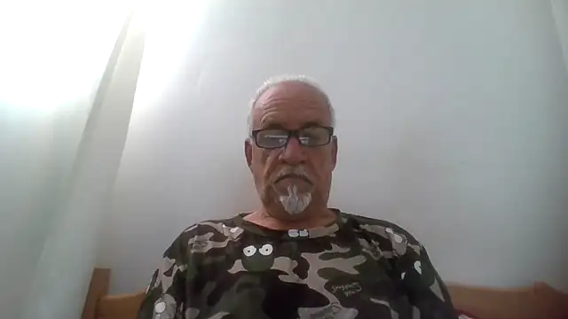 Snapshot of Patyman chatting on 01-16-26, 02:10 Patyman online show from 01-16-26, 02:10