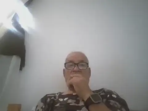 Snapshot of Patyman chatting on 03-18-26, 05:05 Patyman online show from 03-18-26, 05:05