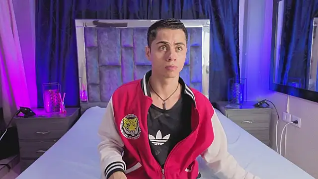 LeoMonnroe online show from 02-09-26, 07:18