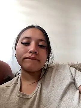 Snapshot of Veronica_Wins_ chatting on 03-06-26, 07:32 Veronica Wins online show from 03-06-26, 07:32