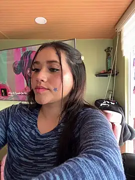 Veronica Wins  online show from 04-29-26, 05:30