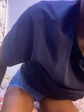Snapshot of Zarayanga chatting on 08-02-26, 12:36 Zarayanga online show from 08-02-26, 12:36
