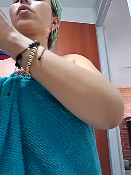 LunaRouuse  online show from 02-09-26, 09:19