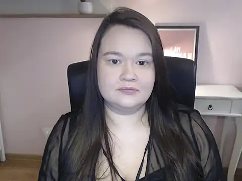 HollyDanceSoul online show from 02-09-26, 05:11