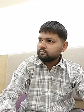 Snapshot of Pulkeet1433 chatting on 05-30-26, 02:58 Pulkeet1433 online show from 05-30-26, 02:58