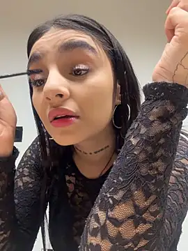 Abriil cutee online show from 03-06-26, 04:36