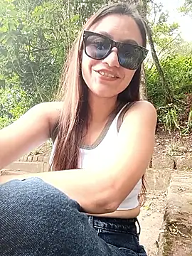 LeticiaHinkley online show from 04-01-26, 09:12