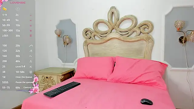 paulina lux online show from 05-07-26, 07:52