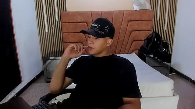 MATHY ROBERT online show from 02-04-26, 07:42