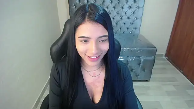 Snapshot of zedin02_a chatting on 03-11-26, 08:04 zedin02 a online show from 03-11-26, 08:04