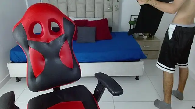 Axel fox77 online show from 02-05-26, 11:42