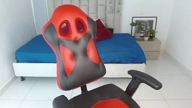 Axel fox77 online show from 02-06-26, 08:45