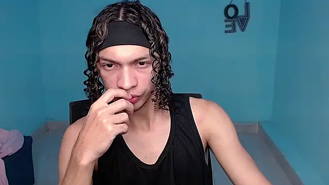 Axel fox77 online show from 08-06-26, 11:17