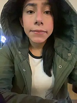 katerinnn99 online show from 02-04-26, 12:00