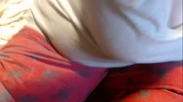 Snapshot of Santanna77 chatting on 02-09-25, 02:18 Santanna77 online show from 02-09-25, 02:18