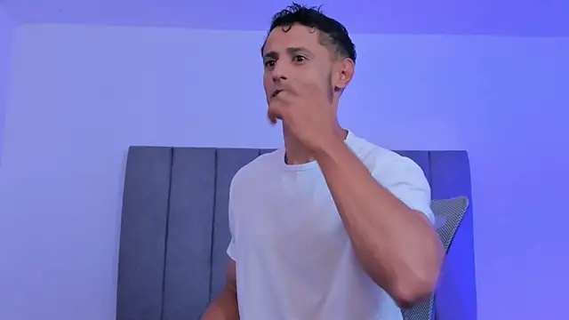 Adonys Lewis  online show from 05-12-26, 05:48