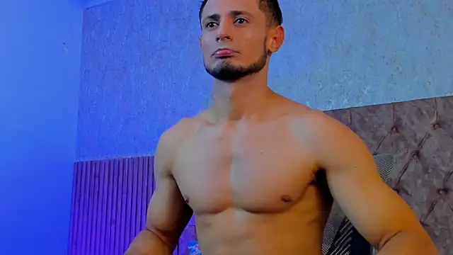 Adonys Lewis  online show from 05-26-26, 04:52
