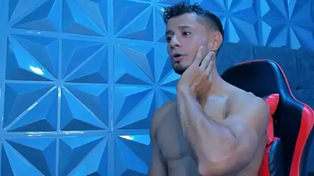 Adonys Lewis  online show from 06-16-26, 05:10