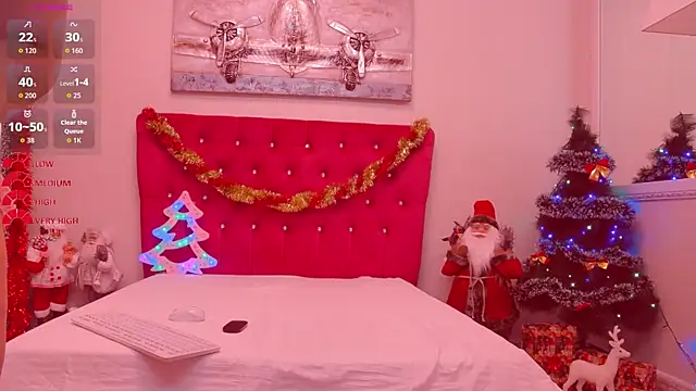 AmandaL1 online show from 12-14-25, 05:24