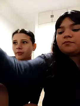 Snapshot of mimita4 chatting on 05-07-26, 03:45 mimita4 online show from 05-07-26, 03:45