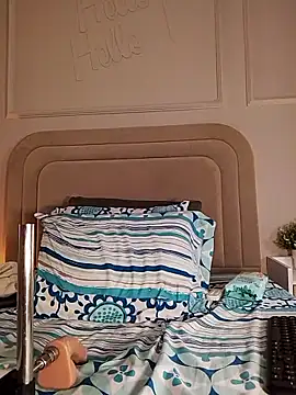 Snapshot of Miaaffox chatting on 03-21-26, 08:52 Miaaffox online show from 03-21-26, 08:52