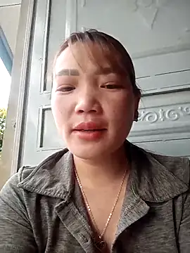Snapshot of Nunaa2x chatting on 04-04-26, 12:53 Nunaa2x online show from 04-04-26, 12:53