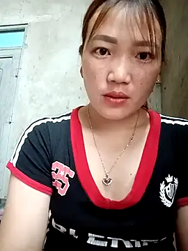Snapshot of Nunaa2x chatting on 05-08-26, 05:02 Nunaa2x online show from 05-08-26, 05:02