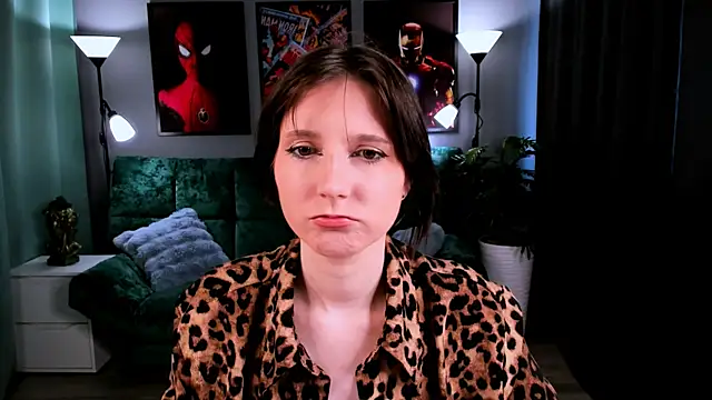 KikaOsterman online show from 05-13-26, 02:25
