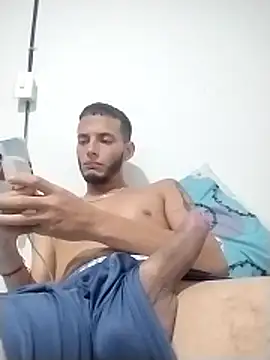 Snapshot of ehc1312 chatting on 01-19-26, 06:06 ehc1312 online show from 01-19-26, 06:06