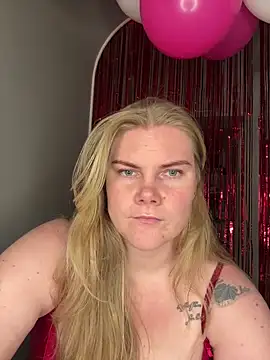 Snapshot of SexyBlondJoanna chatting on 02-14-26, 07:54 SexyBlondJoanna online show from 02-14-26, 07:54