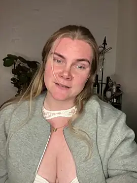 Snapshot of SexyBlondJoanna chatting on 02-23-26, 07:55 SexyBlondJoanna online show from 02-23-26, 07:55