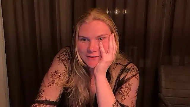 Snapshot of SexyBlondJoanna chatting on 03-22-26, 08:01 SexyBlondJoanna online show from 03-22-26, 08:01