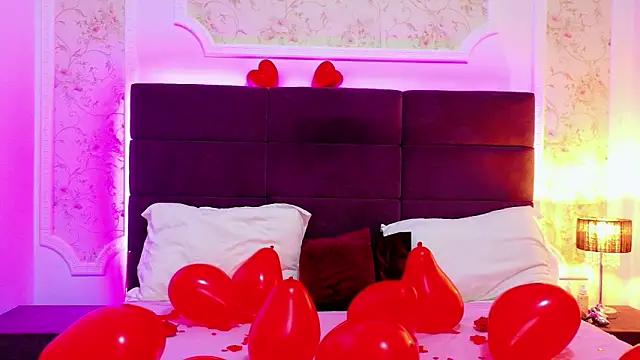 Snapshot of EvelinHill chatting on 02-13-26, 05:03 EvelinHill online show from 02-13-26, 05:03