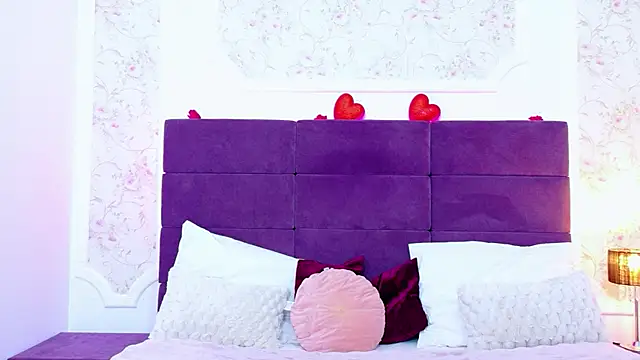 Snapshot of EvelinHill chatting on 03-03-26, 05:02 EvelinHill online show from 03-03-26, 05:02