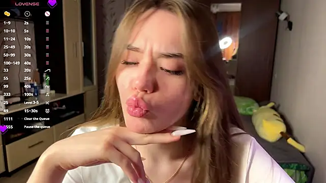 LubaSeirers online show from 03-04-26, 03:29