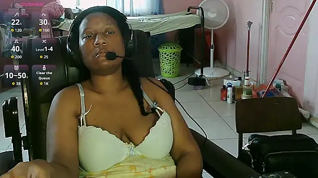 Eirondra valeen online show from 05-24-26, 03:28