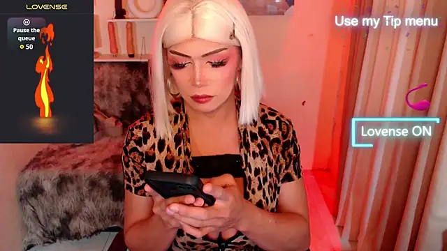 deliciousClaire online show from 06-25-26, 05:12