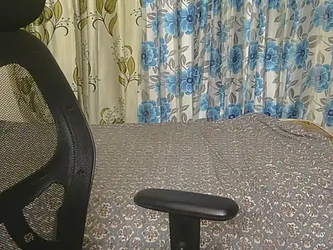 sofyyy 199 online show from 06-07-26, 03:21