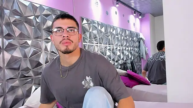 Jay Grip online show from 03-25-26, 06:14