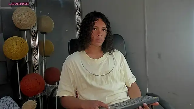 dylaans19 online show from 02-01-26, 03:10