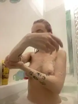 aka Blonde online show from 03-18-26, 11:35