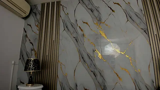 LaxiZoe online show from 01-31-26, 07:11