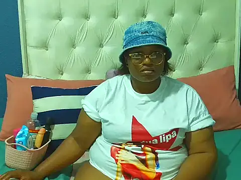 Ze-Zee99 online show from 02-14-26, 08:05