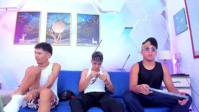 Roman cute online show from 01-17-26, 10:46