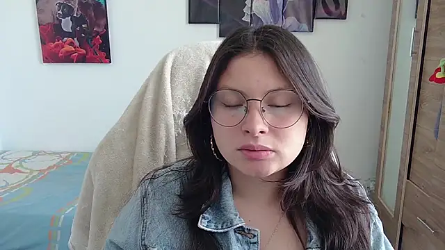 yessica gomez01 online show from 04-30-26, 08:57