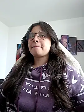 yessica gomez01 online show from 05-02-26, 06:57