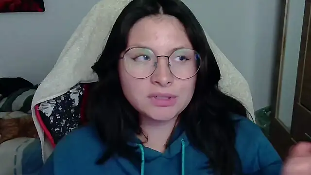 yessica gomez01 online show from 05-19-26, 01:56