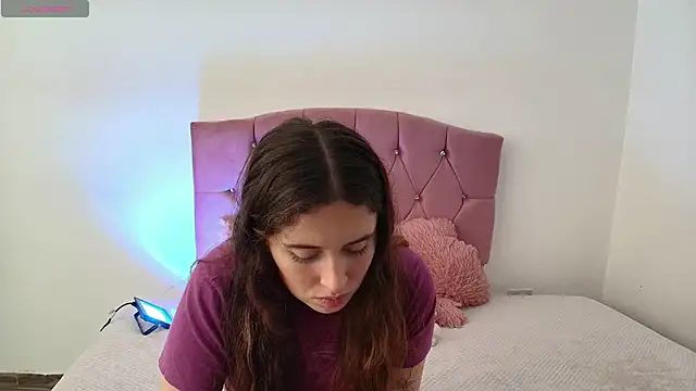 Cherry Boomxx online show from 03-30-26, 06:09