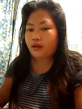 Snapshot of pinay_rose14 chatting on 02-15-26, 09:41 pinay rose14 online show from 02-15-26, 09:41