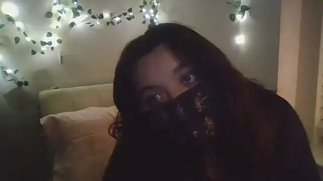 Lunablushh online show from 02-10-26, 03:43